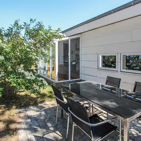 Дом отдыха Stunning In With Wifi